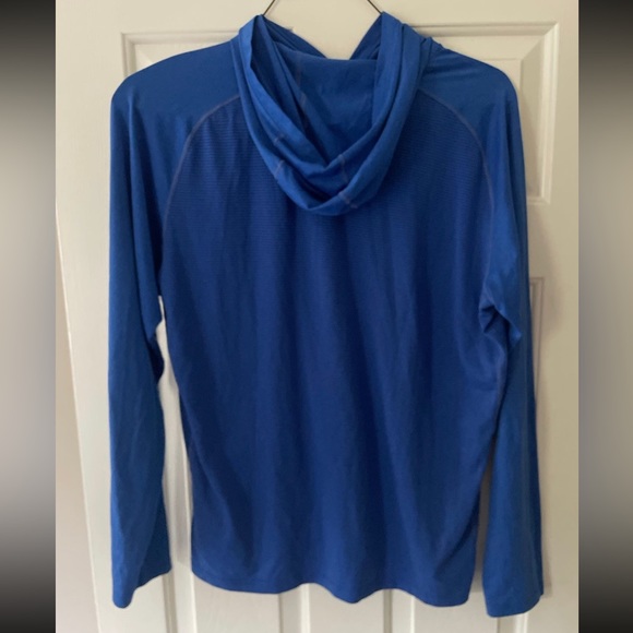 Men’s lightweight Nike Pullover - Picture 2 of 2